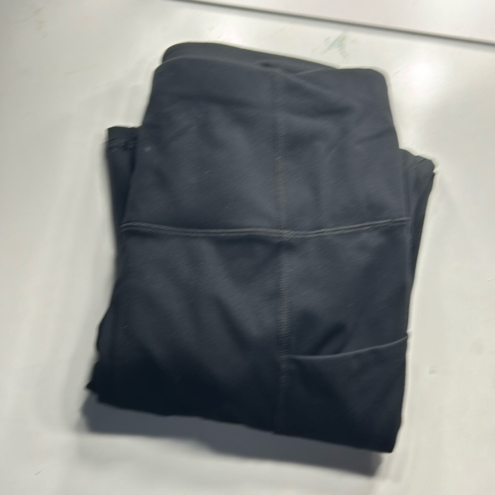 Black legging size small